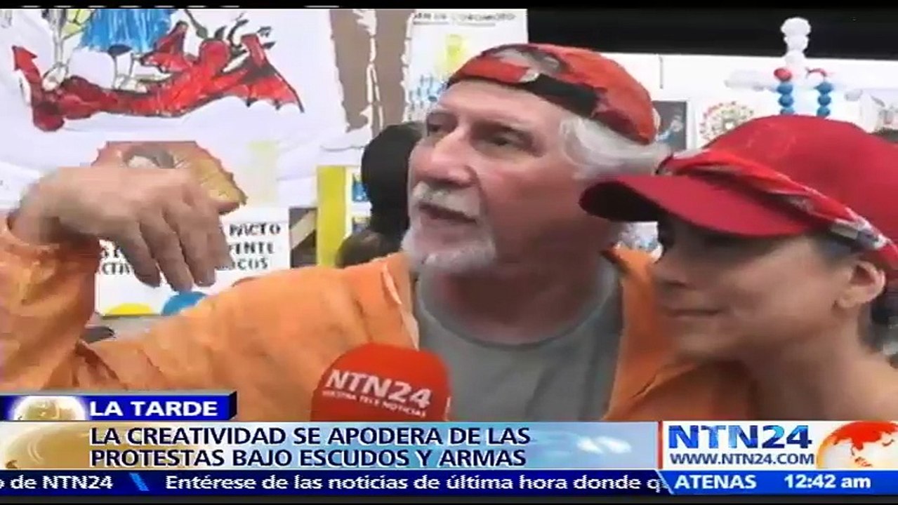 Con arte, libros y cultura protestó la oposición este lunes en el plantón en Caracas