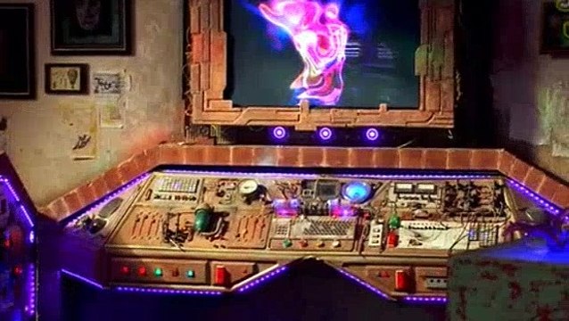 The Sarah Jane Adventures S05E04 The Curse of Clyde Langer Part.2