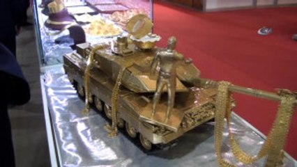 15 Temmuz'un Paha Biçilemez Altın Tankı Görücüye Çıktı