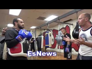 Trainer: Fighters Who Throw Lots Of Punches Are The Easiest To Beat - EsNews Boxing