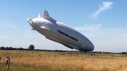 Airlander 10 crash (close-up & slow motion)[1]