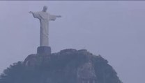 Pilgrims flood Rio beach f ewell
