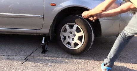 Aküsü Biten Aracı İlginç Çalıştırma Yöntemi