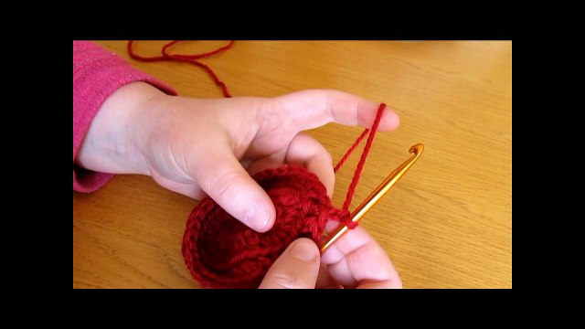 VERY EASY crochet strawberry baby booties crochet shoes for beginners