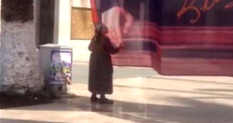 Yaşlı Teyzenin Atatürk Sevgisi İzlenme Rekoru Kırıyor