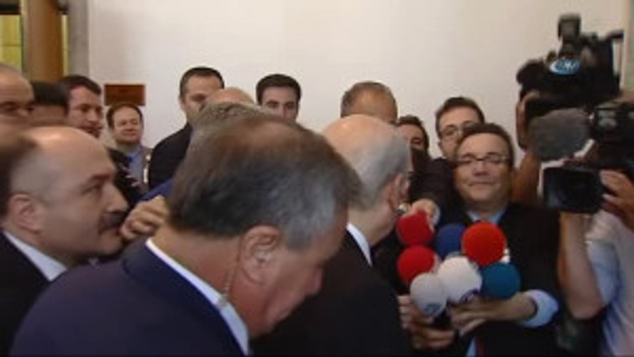 MHP Genel Başkanı Devlet Bahçeli: (Açlık Grevi Açıklaması) "Açlık Grevleri Türkiye'de Cezaevi Başta...