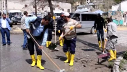 Başkale'de Bahar Temizliği Başladı