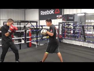 Pita Garcia working with Saul Neno Rodriguez - EsNews Boxing