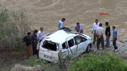 Hakkari Zap'ta Kaybolan Kadını Arama Çalışmaları Sürüyor