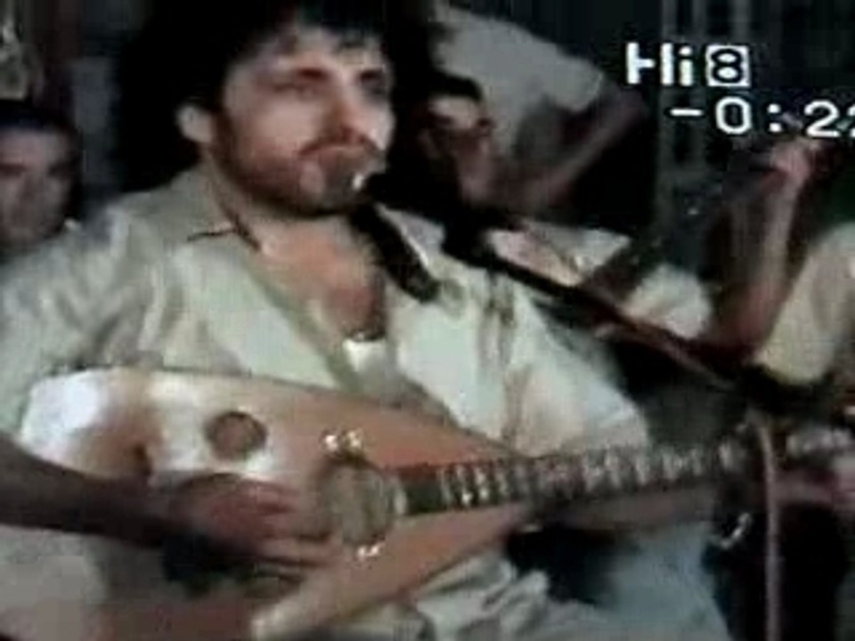 karim slaim chante matoub