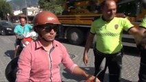 Fethiye Polisten Güvenli Kask Hediyesi