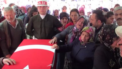 Kalp Krizi Sonucu Hayatını Kaybeden Asker Toprağa Verildi - Karabük