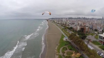 Gökyüzü Paramotorlarla Renklendi