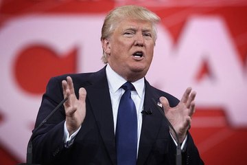 Скачать видео: Trump admits to sharing confidential 