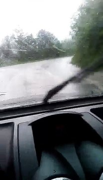 Kujdes në Strazhë , shiu shkakton vërshime