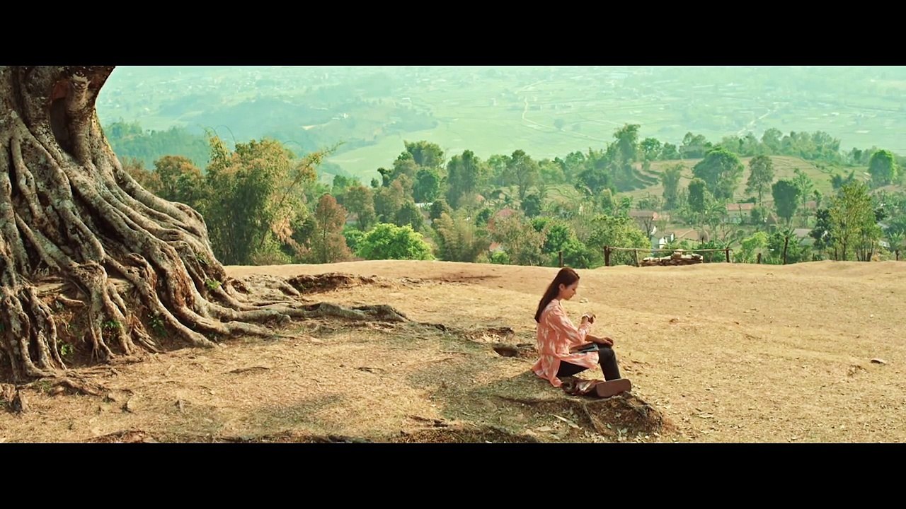 जन्मिने बित्तिकै नालीमा - New Nepali Movie GAATHO Scene - Najir Husen, Namrata Shrestha, Abhay Baral