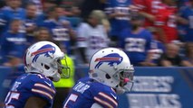 Tyrod Taylor scrambles for first down