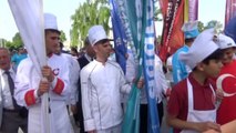 Edirne'de Bando ve Tava Ciğer Festivali Başladı