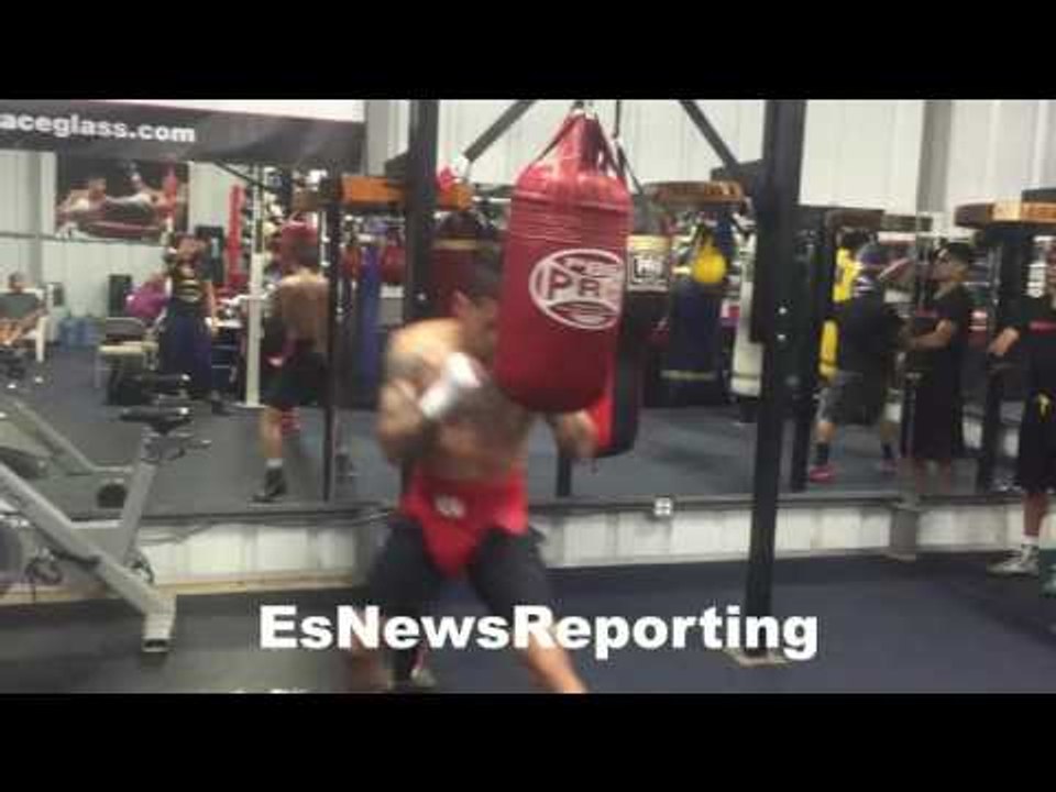 Michael "The Artist" Perez RGBA Riverside - EsNews Boxing