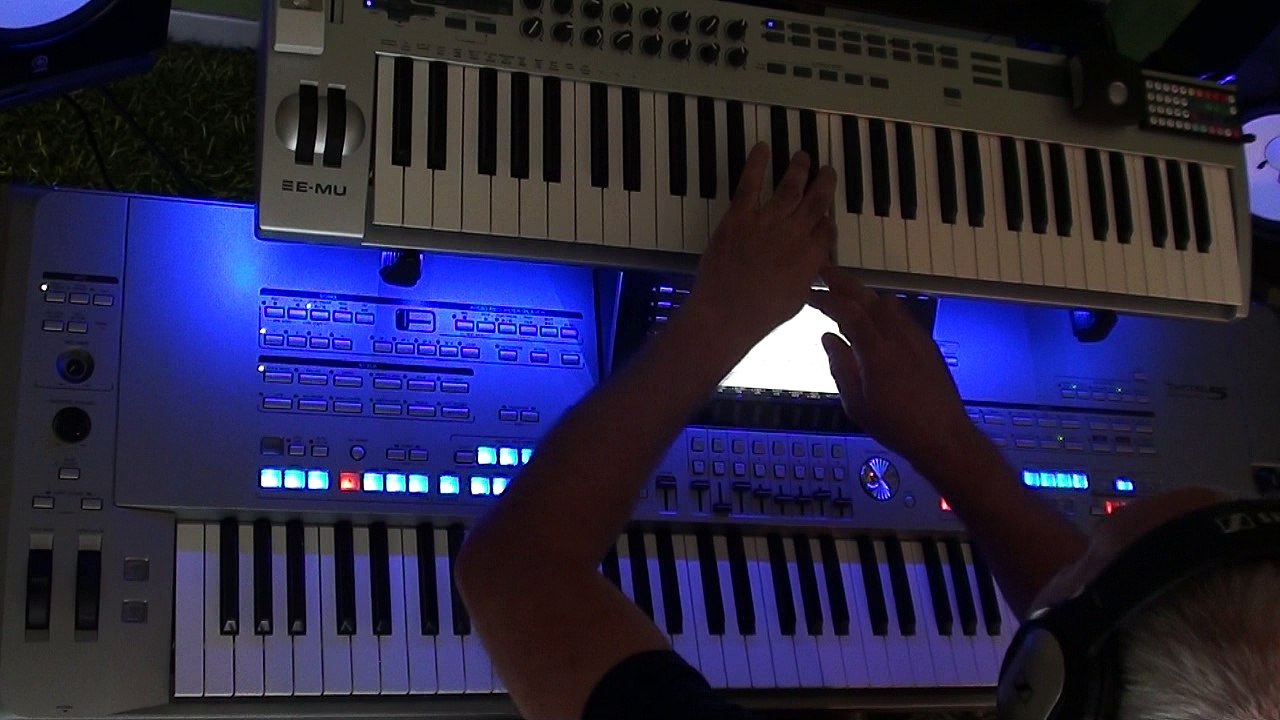 19 - Paul Hardcastle Cover by Albert