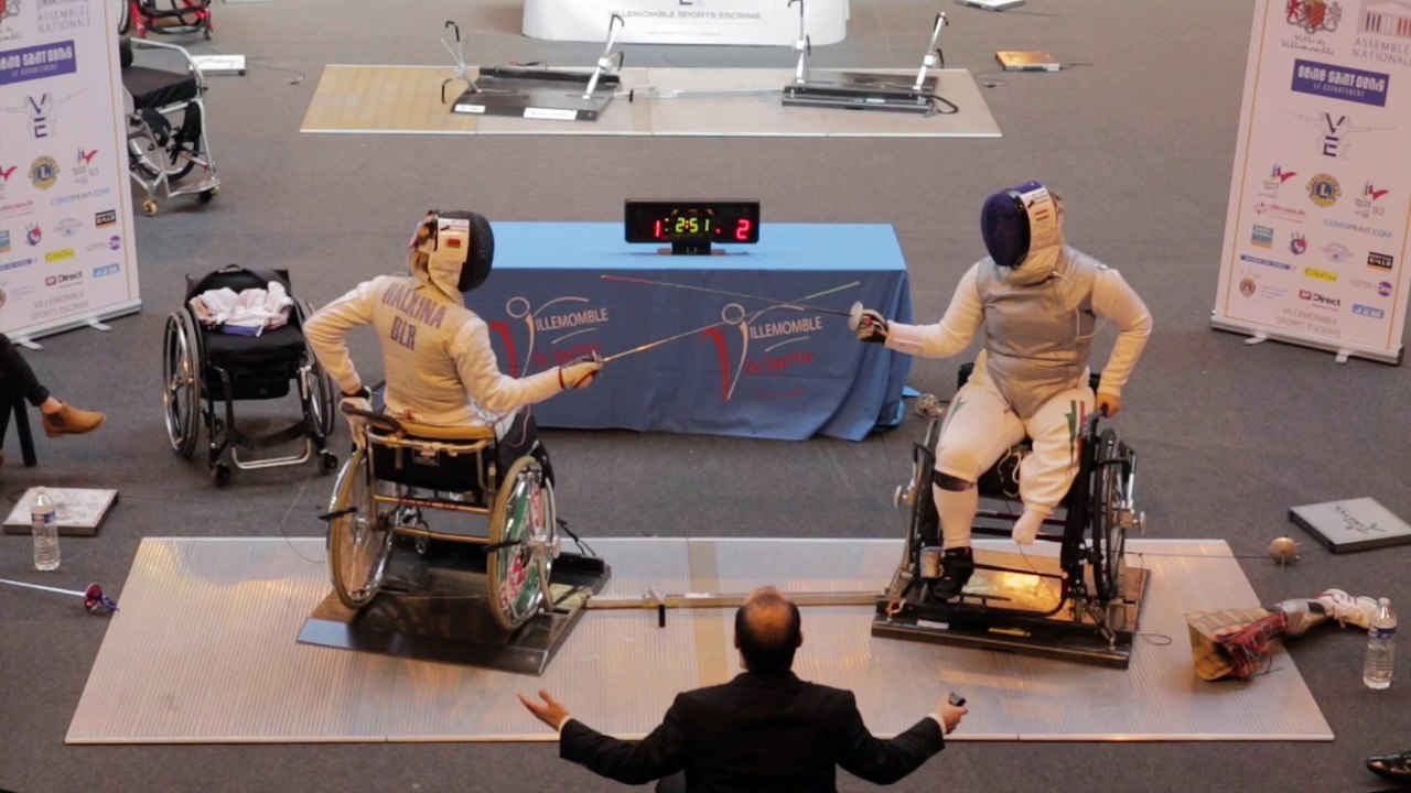 14ème Tournoi de Villemomble (2017) // Demi Finale Fleuret Dames //  HALKINA (BLR) vs KRAJNYAK (HUN)