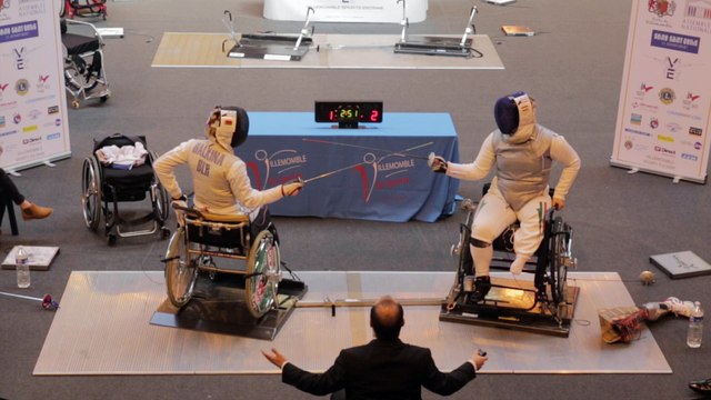 14ème Tournoi de Villemomble (2017) // Demi Finale Fleuret Dames // HALKINA (BLR) vs KRAJNYAK (HUN)