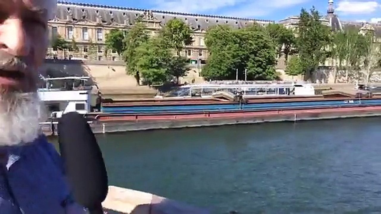 Partez en croisière sur la Seine avec nous à bord des "Bateaux Parisiens" !