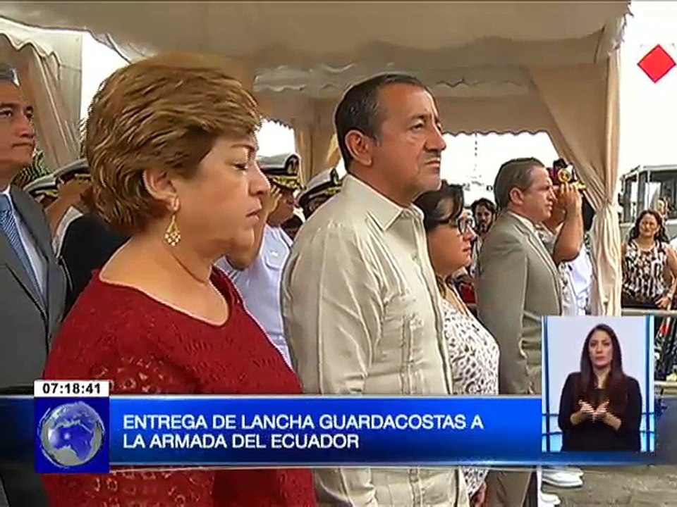 Ministro de Defensa participó de la entrega de lancha guardacostas a la Armada del Ecuador