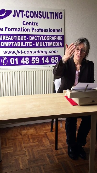 dactylographie sur machine à écrire Jvt consulting France