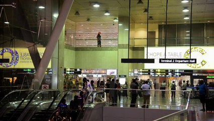 Incêndio em aeroporto de Cingapura provoca atrasos