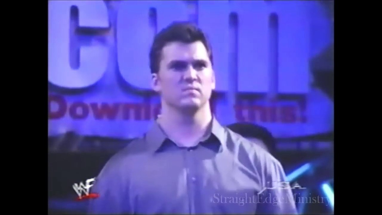 WWF Stone Cold Steve Austin Ties The Undertaker On His Symbol