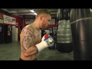 carl frampton killing the heavy bag gets ready for santa cruz EsNews Boxing