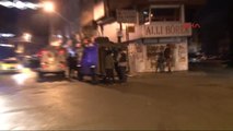 Beyoğlu'nda Polis Aracına Ateş Açıldı