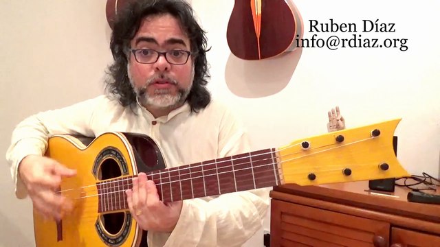 Learn Super-Handy Flamenco Chords 1 (por medio Dm) Paco de Lucia´s style beginners lesson Ruben Diaz