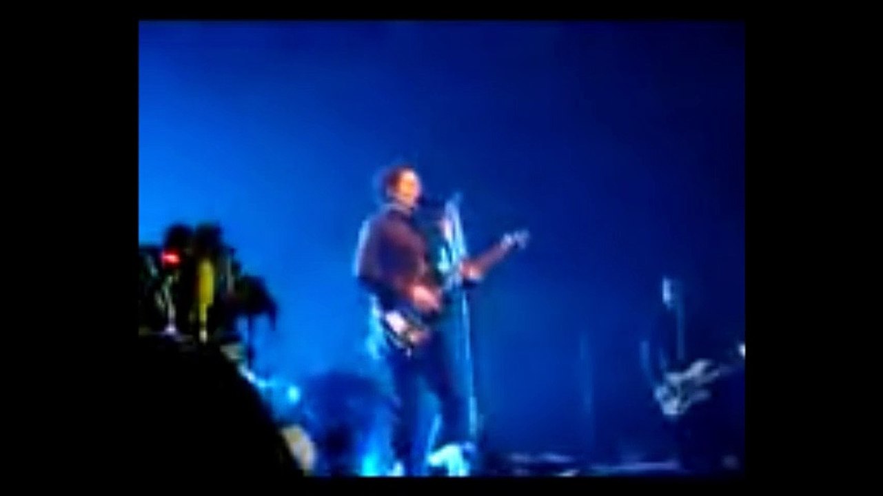 Muse - Invincible, Berlin Arena Treptow, 11/25/2006