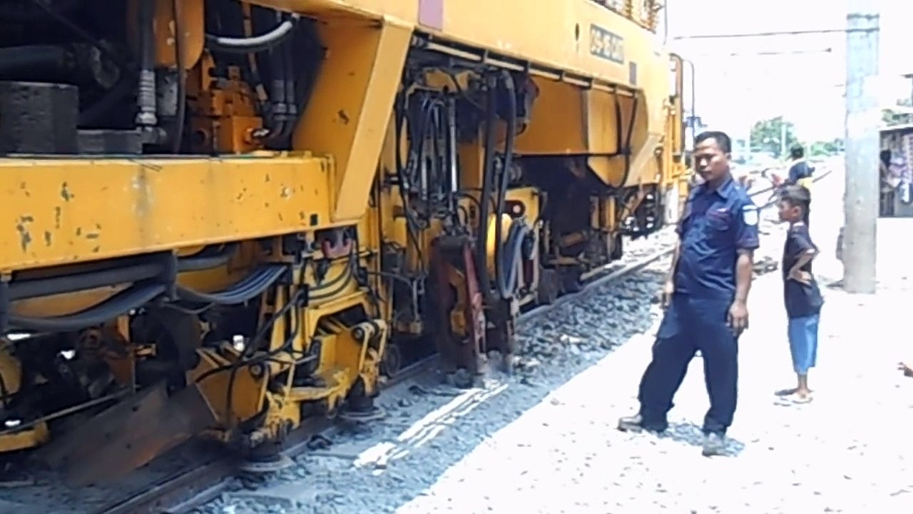 Cara Kerja Kereta MTT Plasser