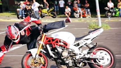 KNOCKOUT BY A MOTORCYCLE (FOOTAGE FROM BULGARIAN MIKE)