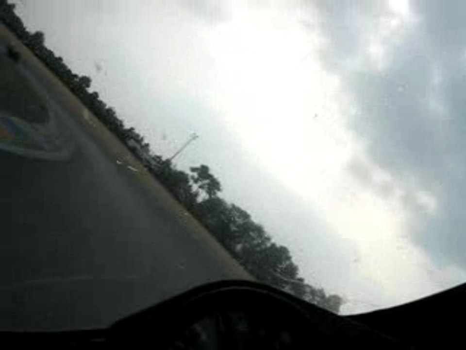 A BORD D'UN 1000 FZR SUR LE CIRCUIT BUGATTI