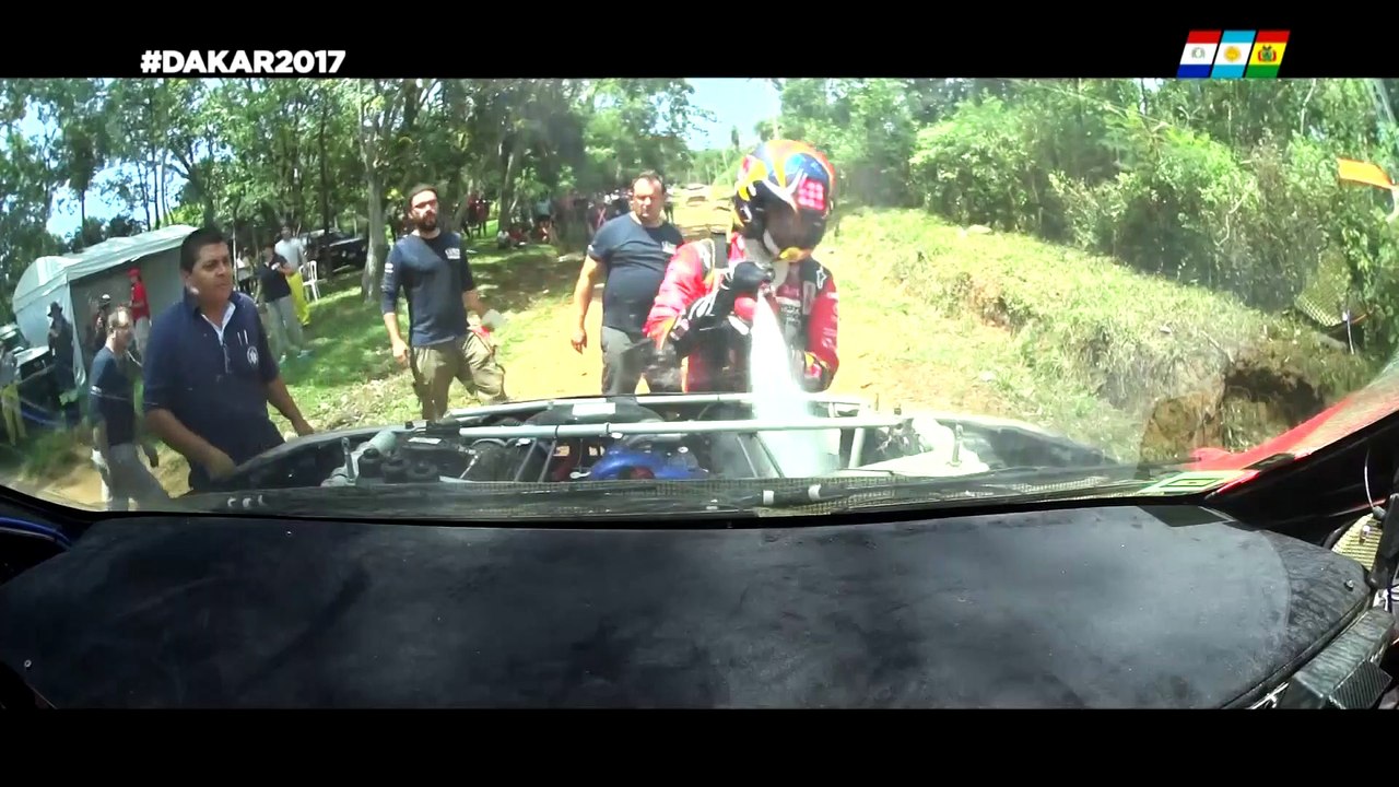 Le motard au bandana bleu
