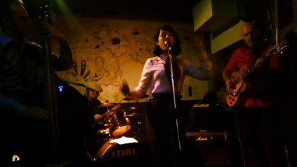 Sui & The Electroshocks - Funnel Of Love/Lovesick Blues (2017)