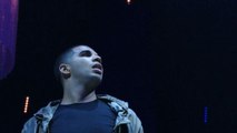 Drake - Best I Ever Had (Live At Axe Lounge, Fontainebleau Miami Beach, FL / 2/5/2010)