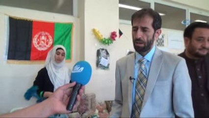 Afgan Öğrencileri El Yapımı Ürünlerini Sergiledi