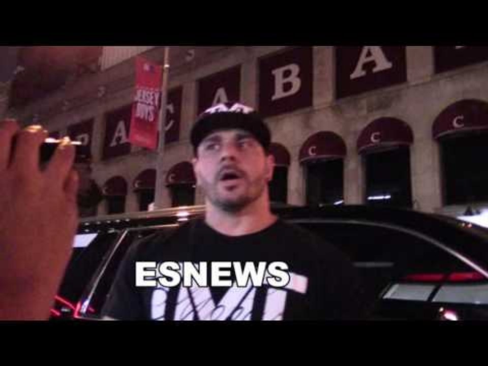 FLOYD MAYWEATHER GETS MOBBED BY FANS IN NY EsNews Boxing