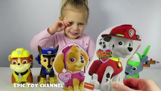PAW PATROL SURPRISE Candy Marshall, Chase & Skye Candy Surprise Gifts a Paw Patrol Toy Vid
