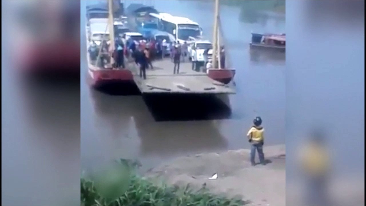 Il était pressé et il a faillit en mourir... Chute incroyable