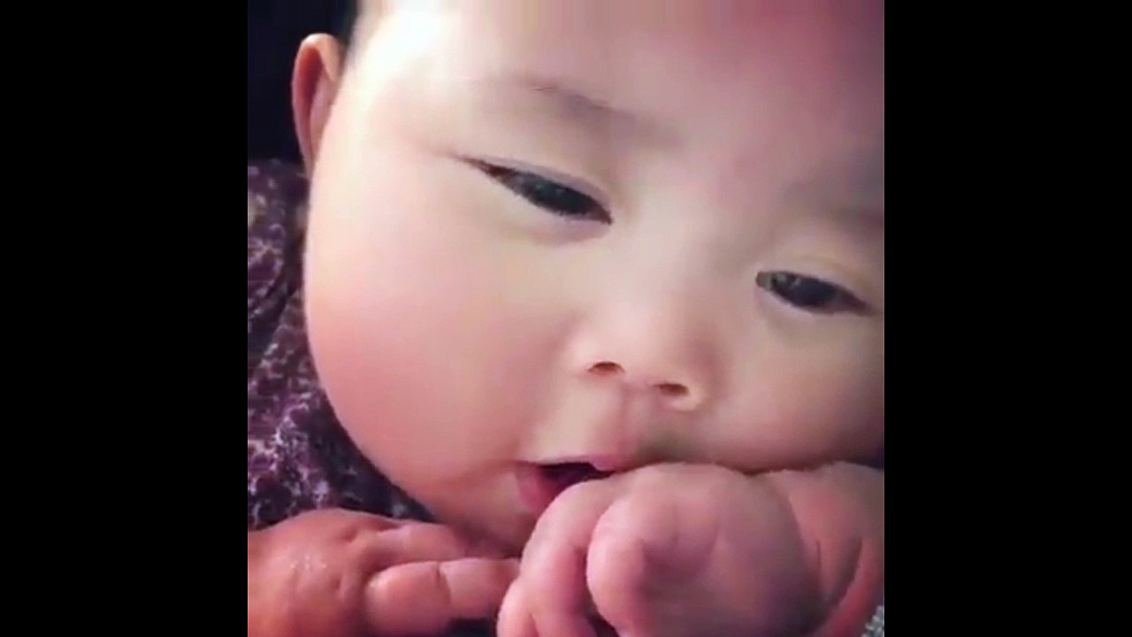 baby girl so cute !!!