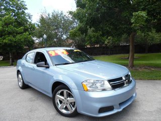Dodge Avenger 2013 looks like baby blue