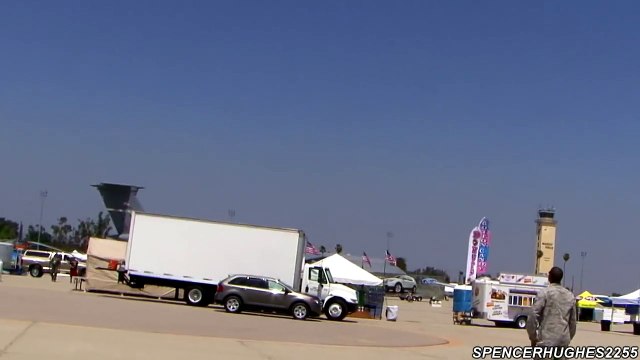U.S.A.F. Thunderbirds - 2012 March ARB Airfest (Fri. Practice)