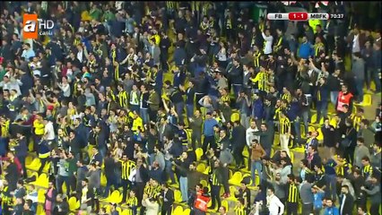 Somptueux but de Moussa Sow ( Fenerbahce) contre Başakşehir (1-1)