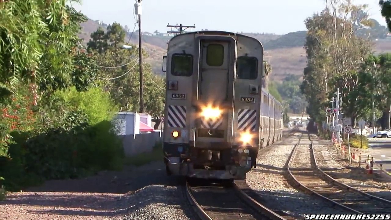 Amtrak 6952 & 454 July (2011)